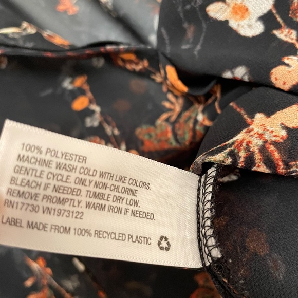 A New Day Black Fall Woodsy Floral Printed Long Sleeve Billowy Peasant Blouse - Picture 11 of 15